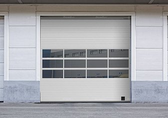 Промышленные ворота с панорамным остеклением Doorhan ISD02 (5400х3200)